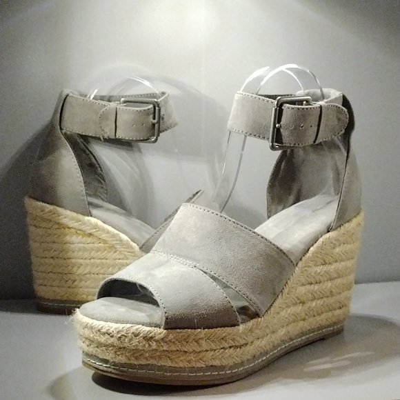 Shoes | Universal Thread Wedge | Poshmark